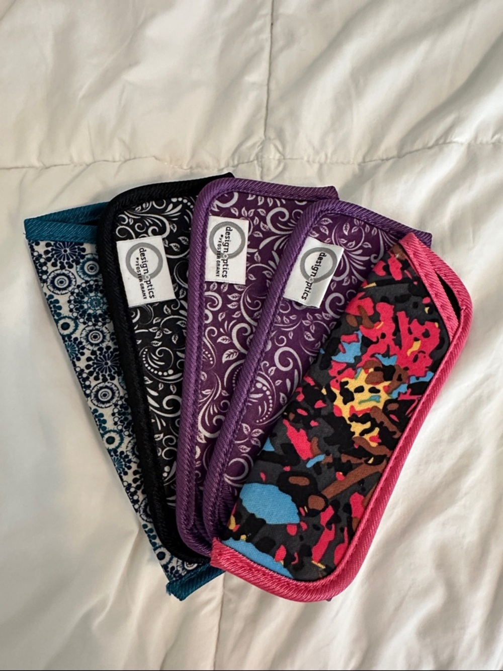 Foster Grant Multicolor Reader Glasses Cases - Pink, Purple, Blue, Black